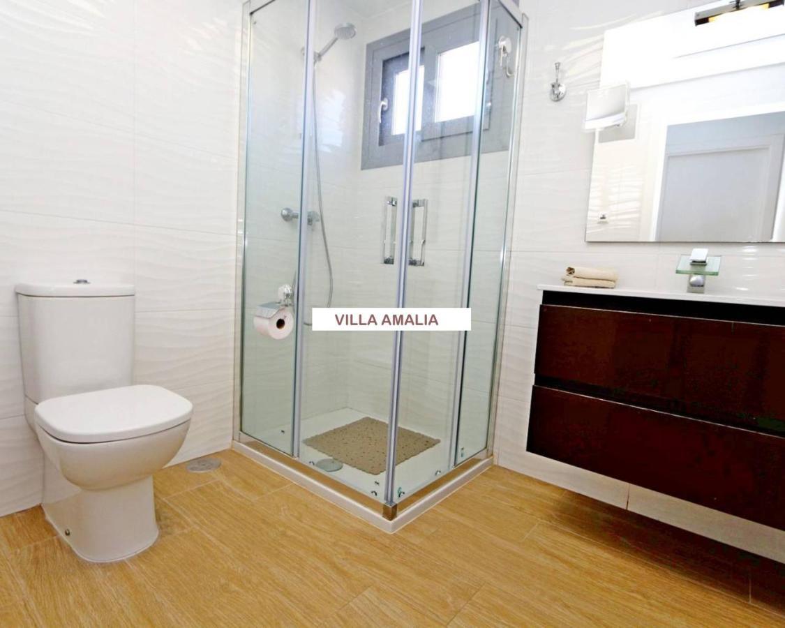 Beach Apartment Amalia Torrevieja Kültér fotó